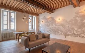 Appartement spacieux Classé 4 étoiles au coeur de la vieille ville