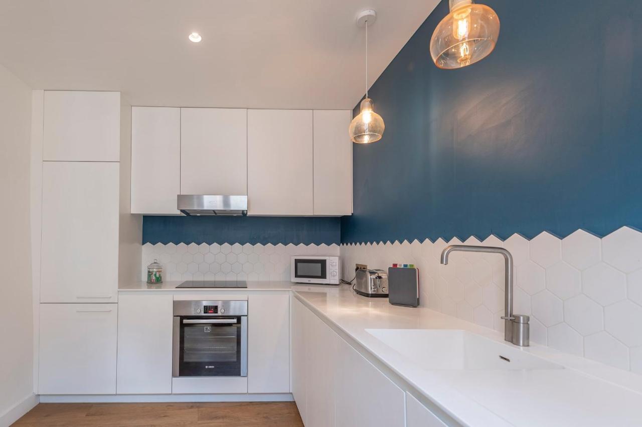 Appartement spacieux Classé 4 étoiles au coeur de la vieille ville Annecy Extérieur photo